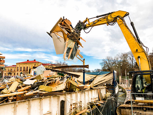 Best Construction Debris Removal  in Maple Plain, MN